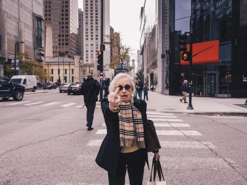 Street photo sample