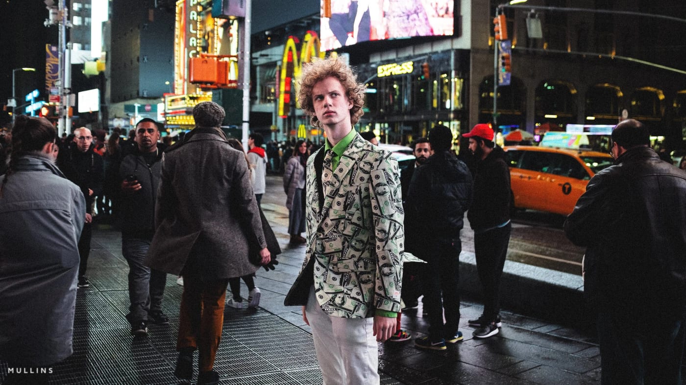 Street photo sample