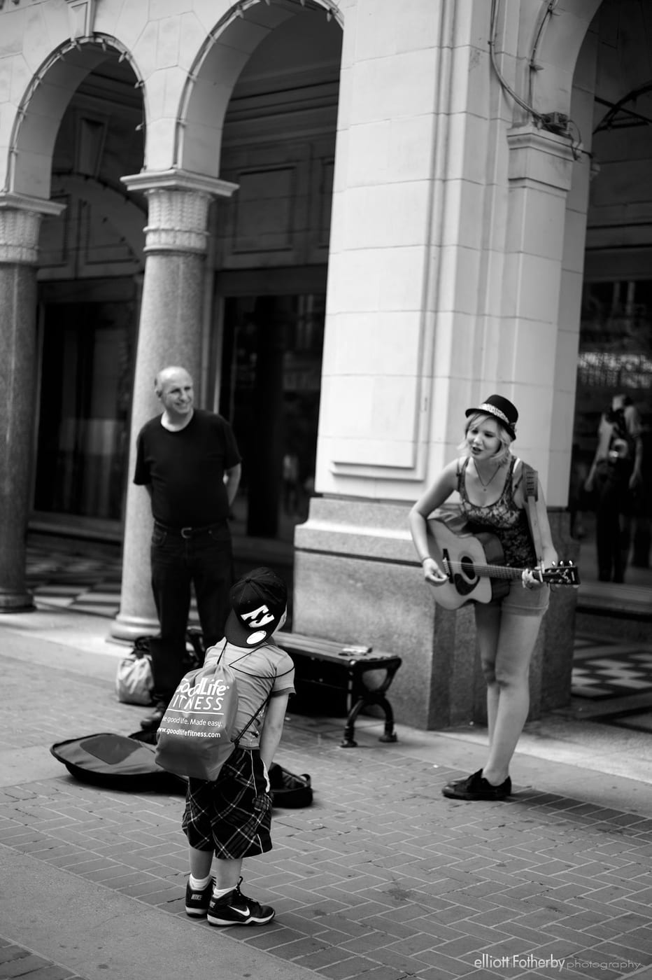Street photo sample